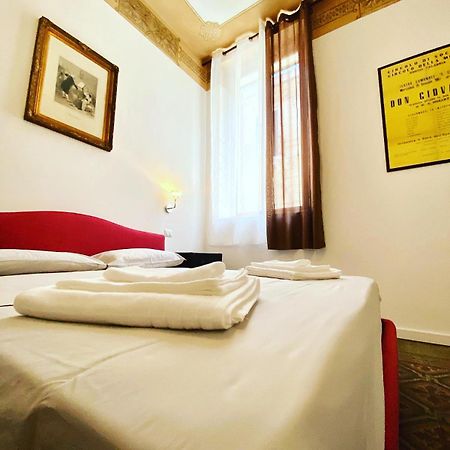 Bed and Breakfast Al Teatro à Reggio de Calabre Extérieur photo