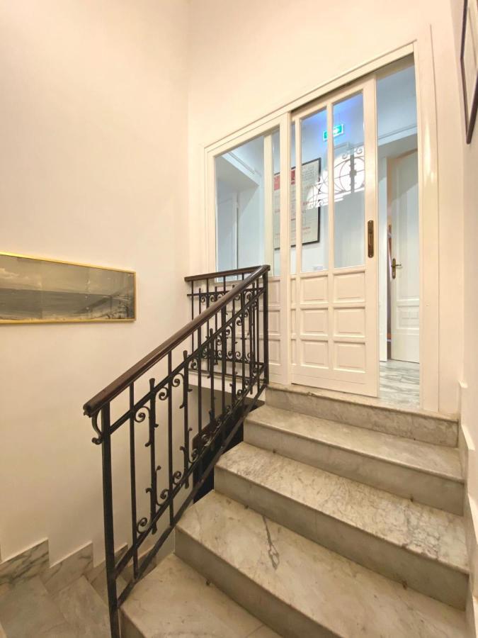 Bed and Breakfast Al Teatro à Reggio de Calabre Extérieur photo