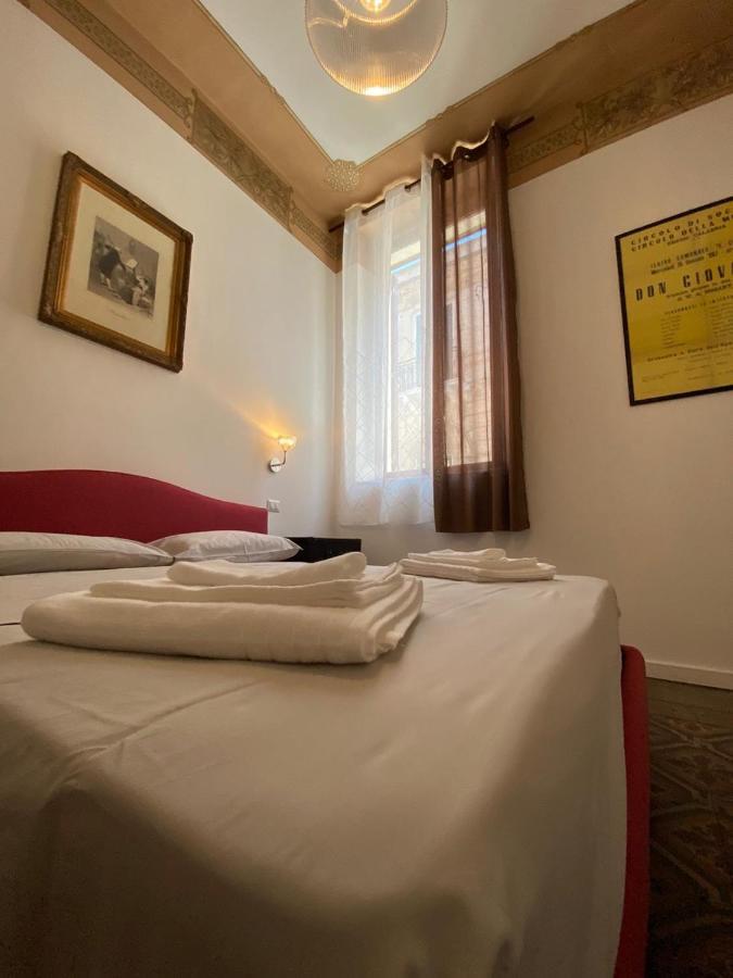 Bed and Breakfast Al Teatro à Reggio de Calabre Extérieur photo